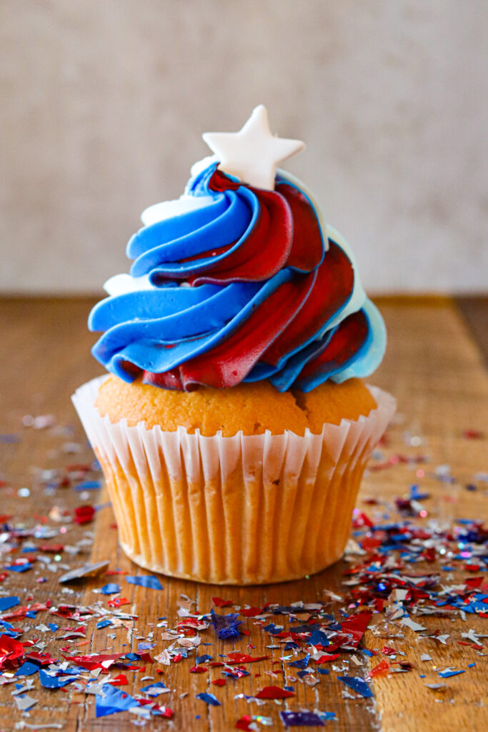 Patriotic Cupcake Order Of 1 2 Dozen Three Brothers Bakery