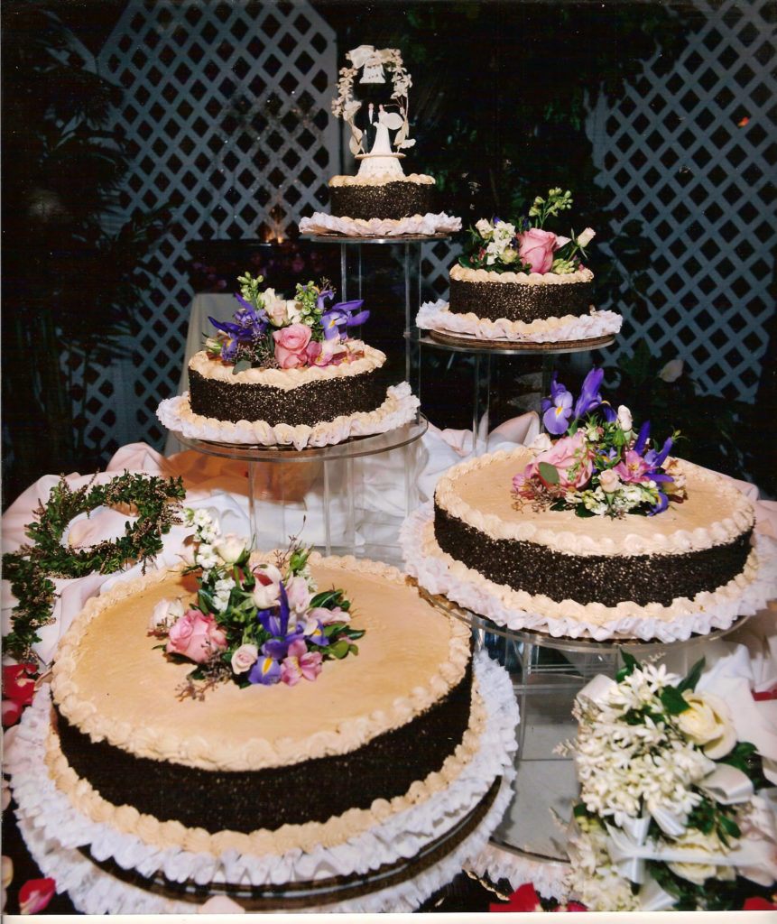 Janice & Bobby Jucker Wedding Cake
