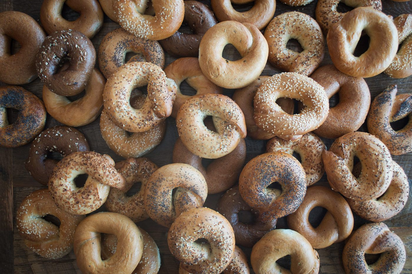 assorted-bagels-1-dozen-shipping-three-brothers-bakery