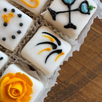 NEW YEAR'S EVE THEMED WHITE PETIT FOURS 6PK