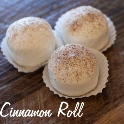 Cinnamon Roll Cake Balls