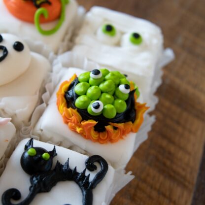 Halloween Petit Four