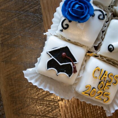 Graduation Petit Four