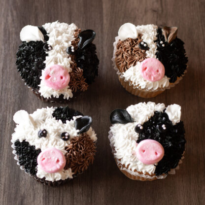 Rodeo Cow Cupcakes